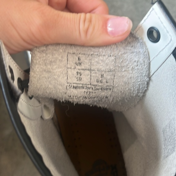 Women’s Doc Martens Size 6 - Picture 8 of 8